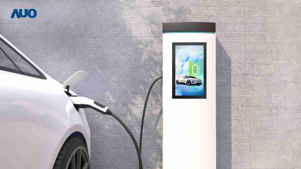 友達〝EVSE車用充電樁解決方案〞專為電動汽車充電樁設計，，具有高亮度、、、、克服戶外艱難環境的耐溫、、、、耐紫外線等特性，，並搭載散熱性及擴充性強的高效能工業電腦，，，，可實現人機互動訴求，，如資訊顯示、、支付等應用